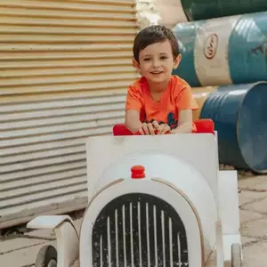 نمونه کار عکاسی کودک توسط تاجیک 