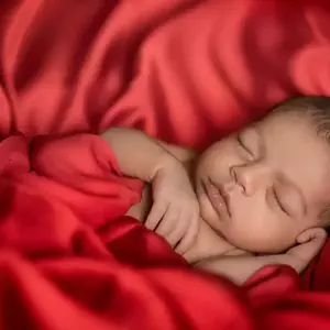 نمونه کار عکاسی نوزاد توسط اصغرى 