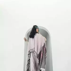 نمونه کار مدلینگ ، پوشاک و لباس توسط نادری آرا 