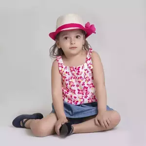 نمونه کار عکاسی کودک توسط ریاضتی 